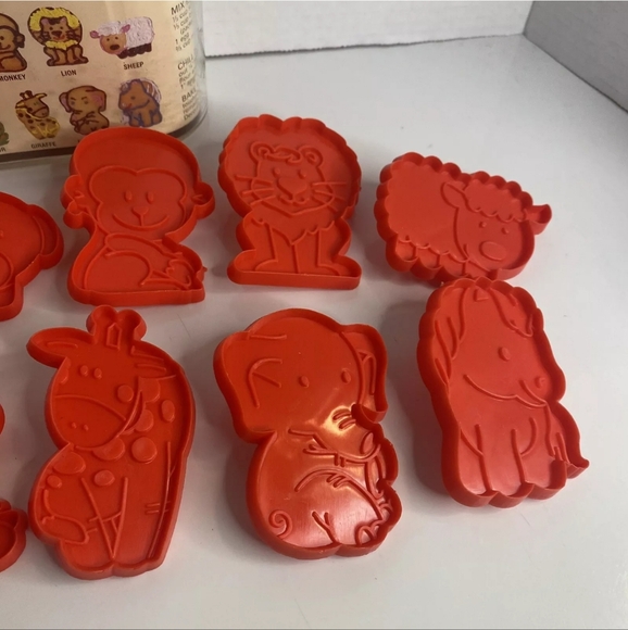 Hoan Animal Cookie Cutters Set With Recipe 1986 Vintage Animals - Picture 3 of 8